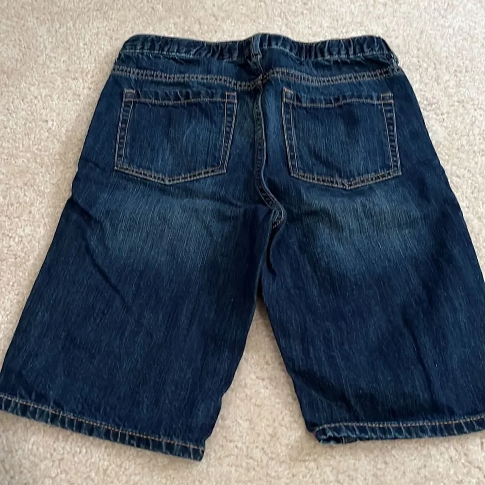 OLD NAVY SIZE LARGE JEAN SHORTS